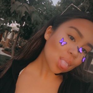 Meet your Posher, Alyssa